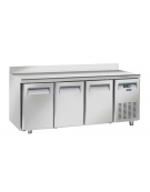 Tavolo refrigerato 3 porte con alzatina per pasticceria, in acciaio inox AISi 304, refrigerazione ventilata - 202x80x95h