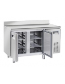 Tavolo refrigerato 2 porte com alzatina, in acciaio inox AISi 304, refrigerazione ventilata - cm 136x70x96h