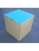 Cubo propriocettivo Dim. 70x70x70 cm., in legno.