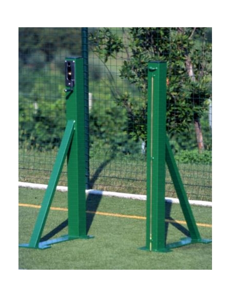 Pali tennis per palestra sezione quadra 80x80 mm. Da tassellare.