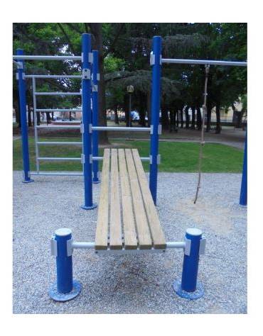 Stazione fitness in acciaio zincato e verniciato. Attrezzo per rafforzare i muscoli delle braccia - cm 650x340x249h