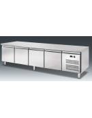 Tavolo refrigerato positivo H 65 cm - 3 Porte - Refrigerazione ventilata -2° +8°C - Classe D - cm. 223x70x65h