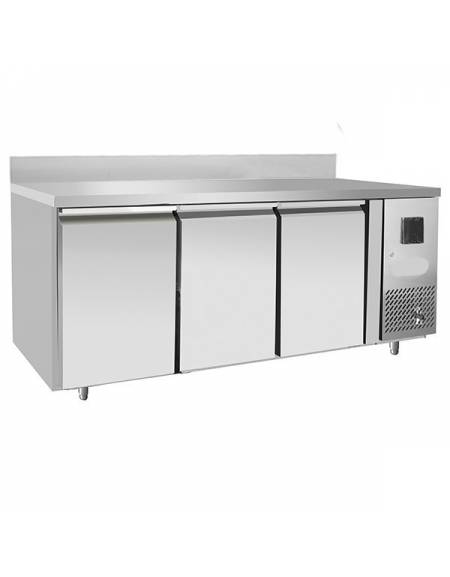 Tavolo Refrigerato ventilato Inox con alzatina - 3 porte - 450 Lt. - temp. -2° +8°C - teglie GN 1/1 - mm 1795×700×950h