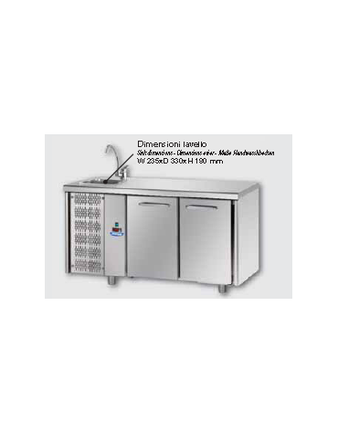 Tavolo Refrigerato GN 1/1 a temperatura normale con 2 porte, piano con lavello e gruppo motore a sinistra cm 142x70x115h