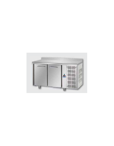 Tavolo Refrigerato GN 1/1 a temperatura normale con 2 porte e piano in Acciaio Inox con alzatina 100 mm, cm 142x70x95h