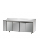 Tav Refrigerato, 4 porte , con alzatina 100 mm, predisposto per unità frigorifera remota a sx cm 210x70x95h