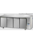 Tav Refrigerato, 4 porte, con alzatina 100 mm, predisposto per unità frigorifera remota a bassa temp. cm 210x71,5x95h