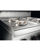 Cucina a gas 6 fuochi MEDIA POTENZA con forno a gas GN 2/1 - cm 120x70x85/90h