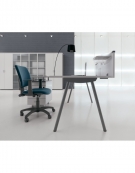 Scrivania Workstation a L con gambe a cavalletto da cm. 160 con classificatore