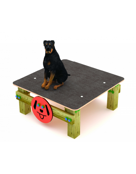 Dog table per cani - pali portanti in pino nordico, superficie di calpestio in Carplay - cm 90x90x39h