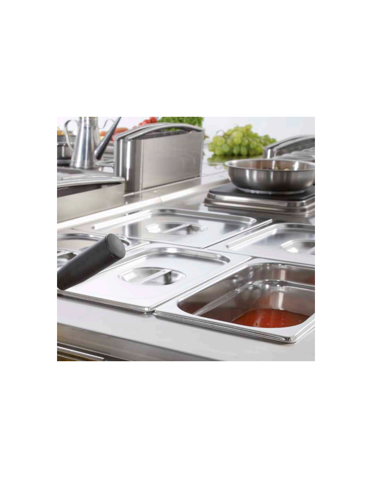 Cucina elettrica trifase-5,2kw, 2 piastre quadre cm 22x22, su vano aperto cm  33x57,4x39,5 - dim tot. cm 40x70x90h 