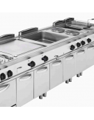 Cucina elettrica trifase-20,3kw, 6 piastre cm Ø22, su forno elettrico GN2/1 con camera cm 57,5x65x30 - cm 120x70x90h