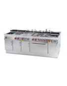 Cucina elett. trifase-15,4kw, 4 piastre su forno elettrico statico, camera cm 67x55x34h - cm 80x70,5x90h